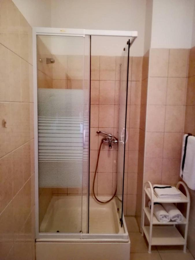 Apartments Martinac Sukošan エクステリア 写真