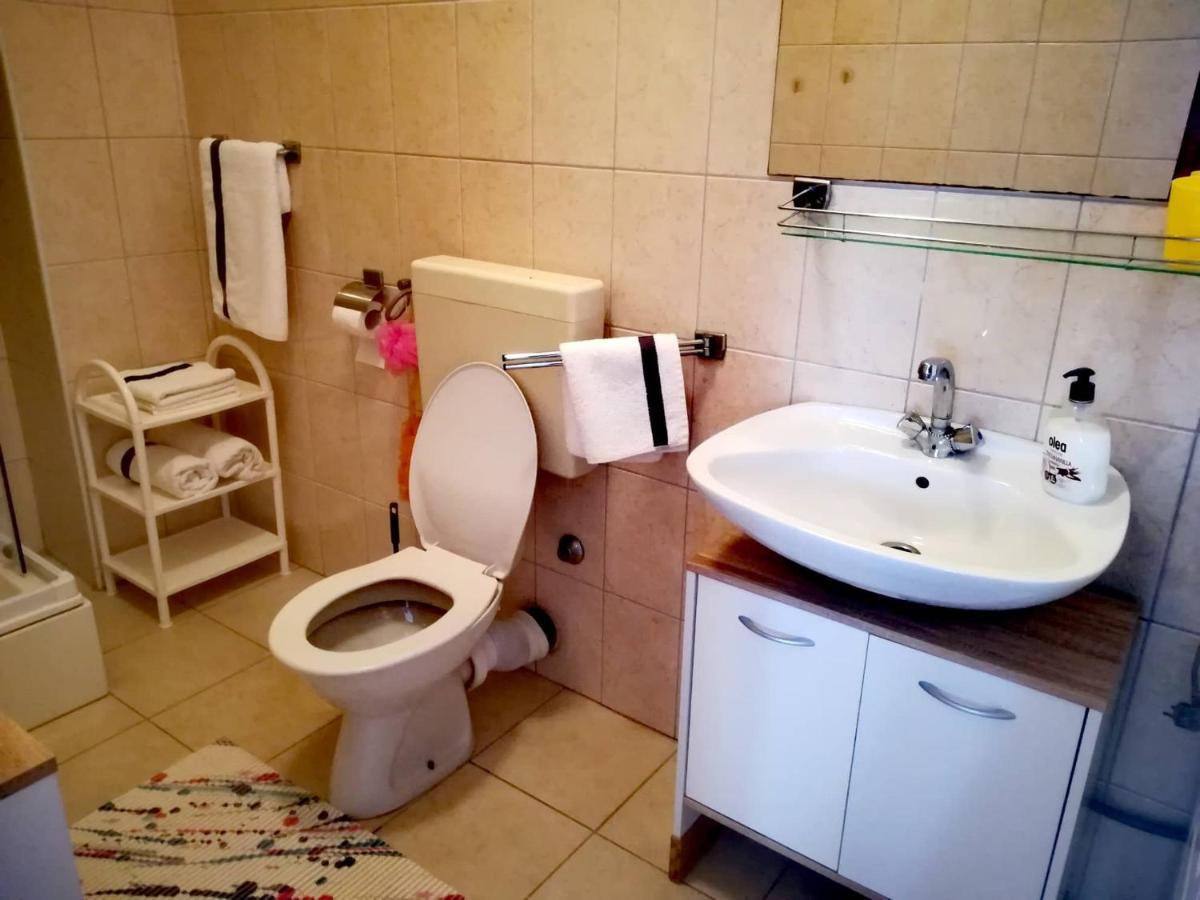 Apartments Martinac Sukošan エクステリア 写真